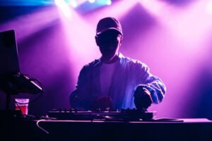 DJ for Corporate Events: Creating Memorable and Professional Experiences